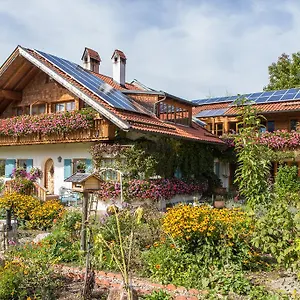 suzannes-bb-gardens.com-bavaria.com/