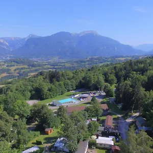 team-holiday-camping-le-balcon-de-chartreuse.hotels-rhonealpes.com/