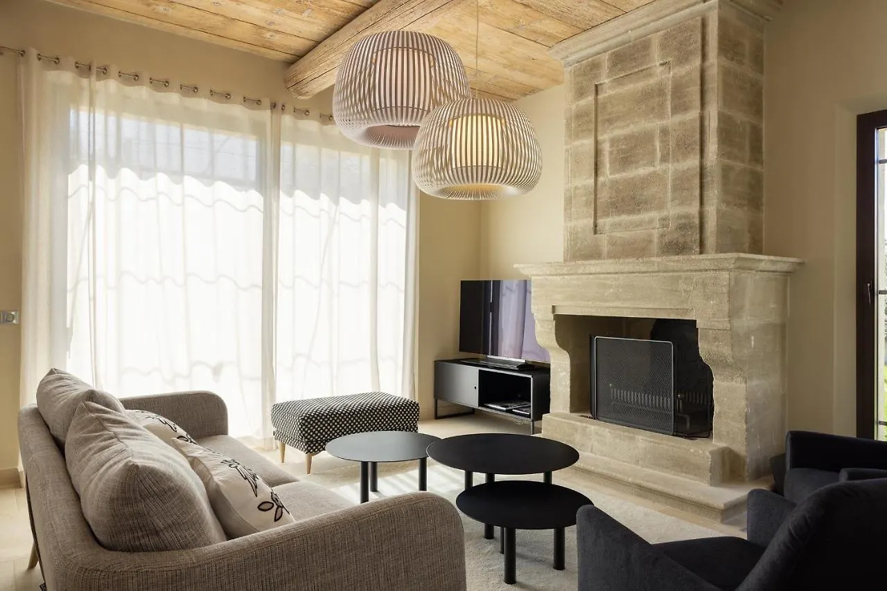 Le Vallon De Valrugues Hotel Spa & Villas Saint-Remy-de-Provence 5*,  France