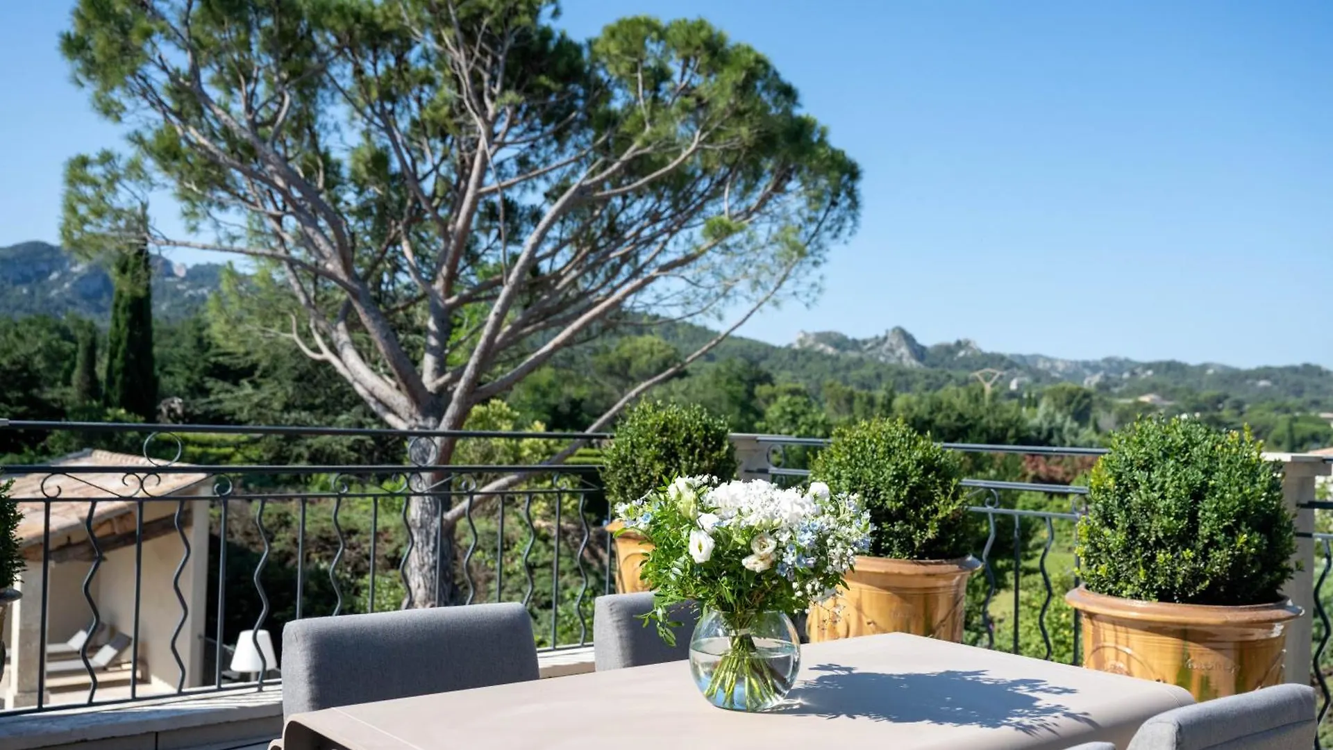 Le Vallon De Valrugues Hotel Spa & Villas Saint-Remy-de-Provence
