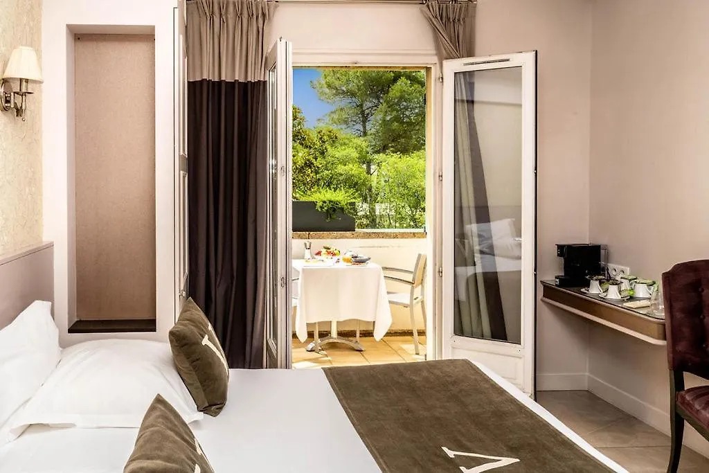 Le Vallon De Valrugues Hotel Spa & Villas Saint-Remy-de-Provence France