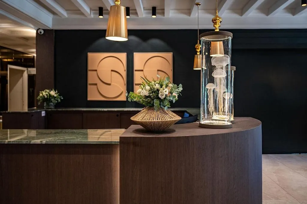 Le Vallon De Valrugues Hotel Spa & Villas Saint-Remy-de-Provence